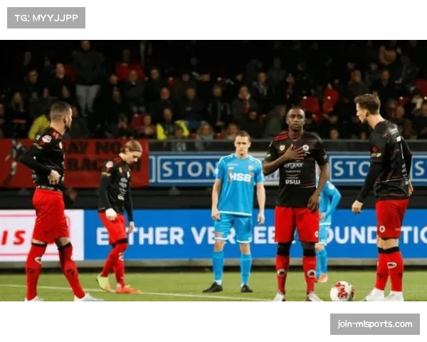 费耶诺德边卫博斯当选荷甲9月最佳球员 创造7次机会领跑后卫数据